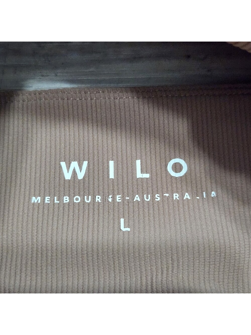 Wilo Ribbed Sports Bra Size Large Neutral - Picture 2 of 3